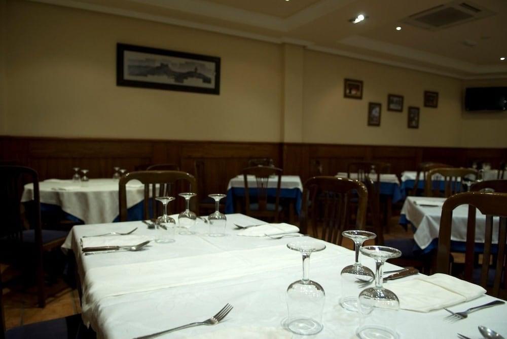 Hostal Restaurante San Poul Consuegra Exterior foto